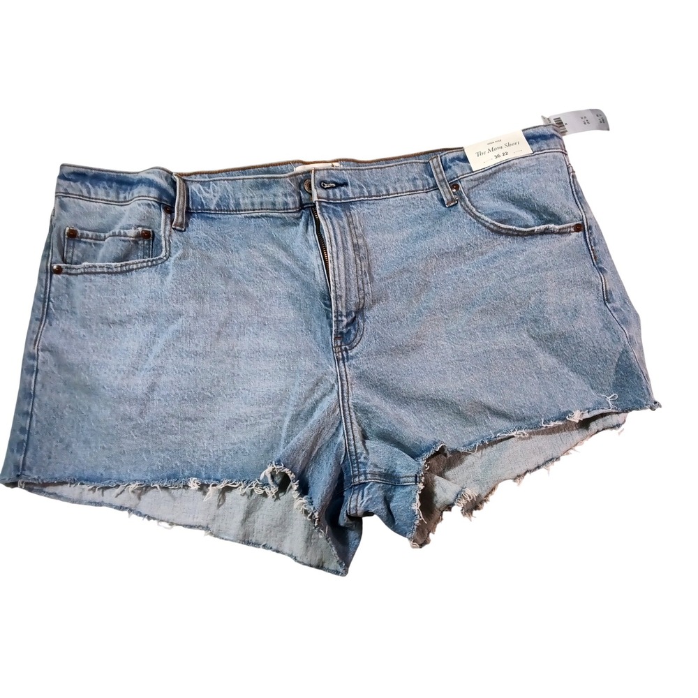 NWT Abercrombie & Fitch High Rise Mom Shorts Light Wash Denim Size 22